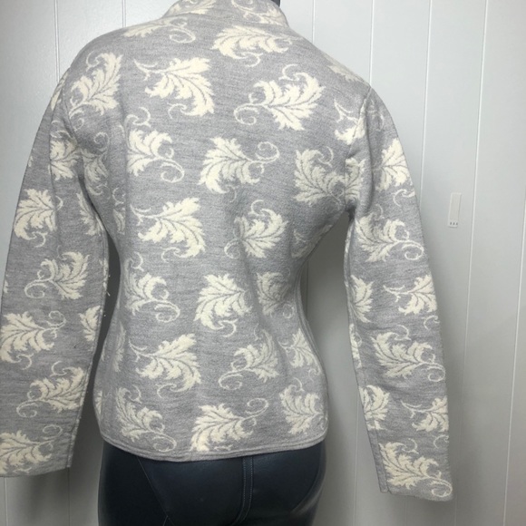 Neve Womens Grey White Winter Pattern Wool Zip Up - Picture 2 of 6